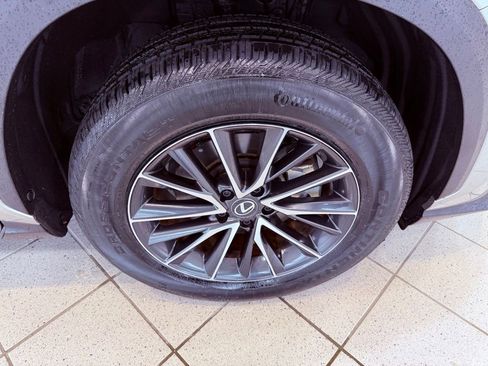 Certified 2024 Lexus NX 250 FWD w/ Premium Package image 16