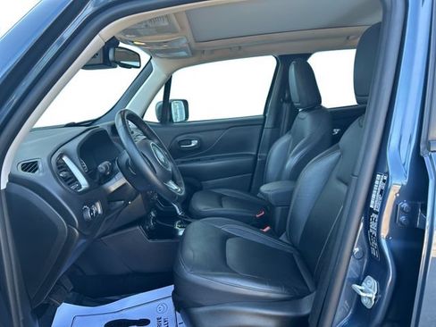 Used 2020 Jeep Renegade Limited w/ Safety and Security Group AWD/4WD image 10