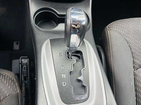 Used 2016 Dodge Journey SE w/ Flexible Seating Group FWD image 18