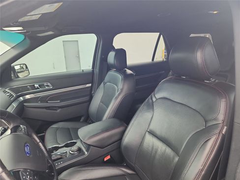 Used 2017 Ford Explorer Sport AWD/4WD image 14