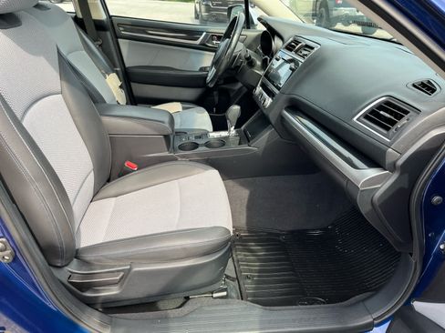 Used 2017 Subaru Legacy 2.5i Sport AWD/4WD image 32