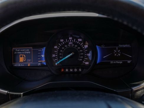 Used 2021 Ford Edge SEL AWD/4WD image 24