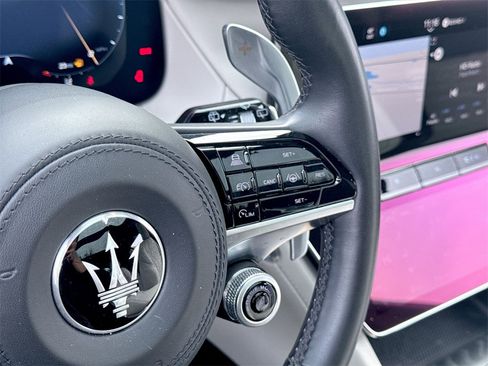 Used 2023 Maserati Grecale Modena image 15