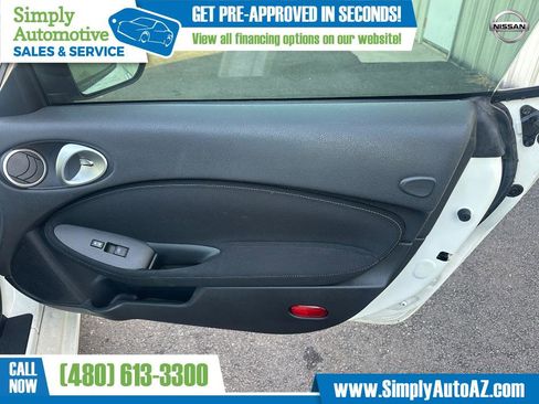 Used 2014 Nissan 370Z Roadster image 17