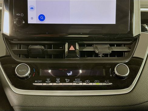 Used 2024 Toyota Corolla LE image 23