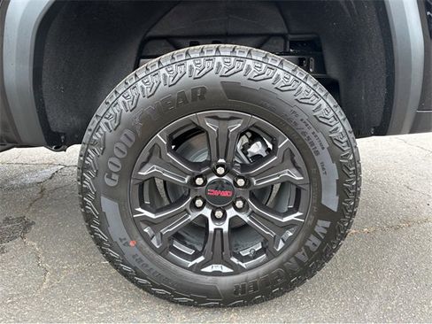 New 2025 GMC Canyon Elevation w/ Convenience Package image 13