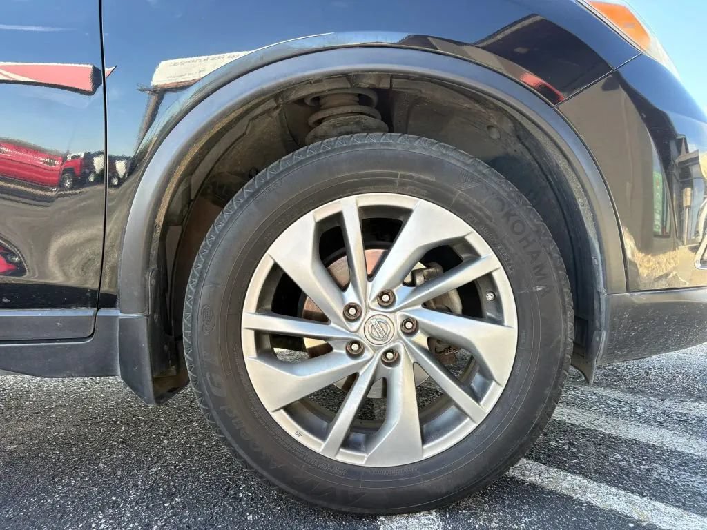 Used 2014 Nissan Rogue SL AWD/4WD image 28