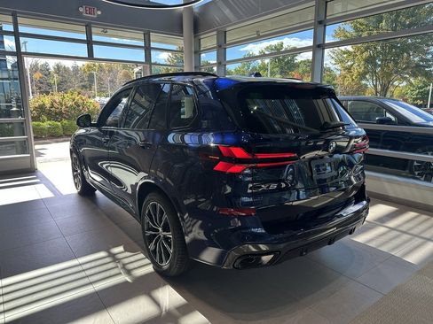 New 2026 BMW X5 xDrive50e image 4
