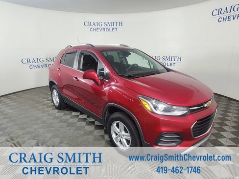 Used 2019 Chevrolet Trax LT w/ LT Convenience Package AWD/4WD image 7