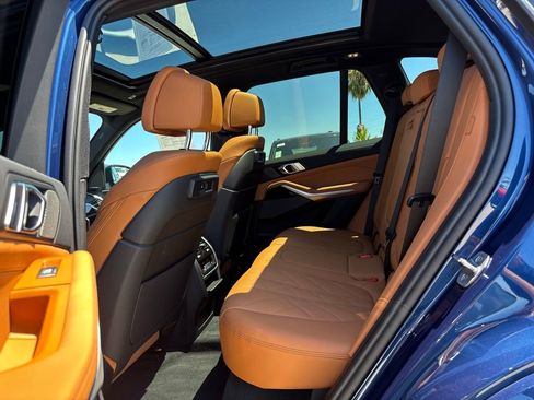 Used 2023 BMW X5 M50i image 24