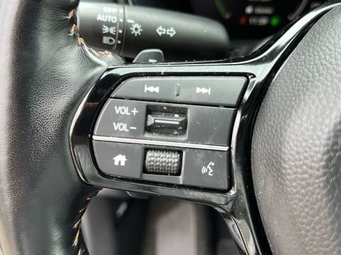 Used 2025 Honda CR-V Sport Touring image 13