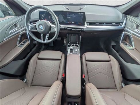 Used 2025 BMW X1 xDrive28i image 18