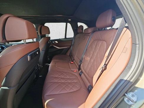 Used 2026 BMW X5 xDrive40i image 18