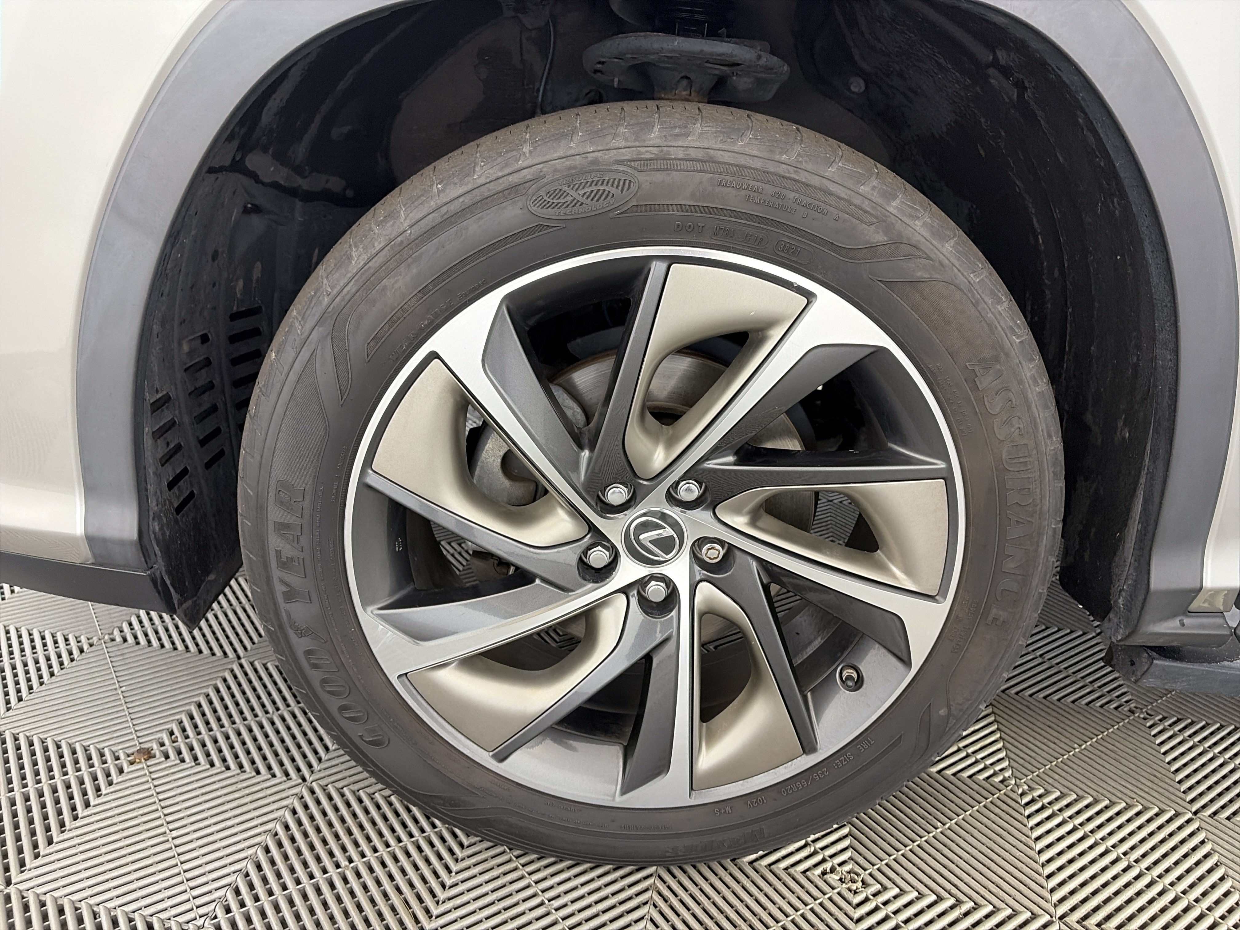 Used 2019 Lexus RX 350L Luxury w/ Accessory Package AWD/4WD image 13