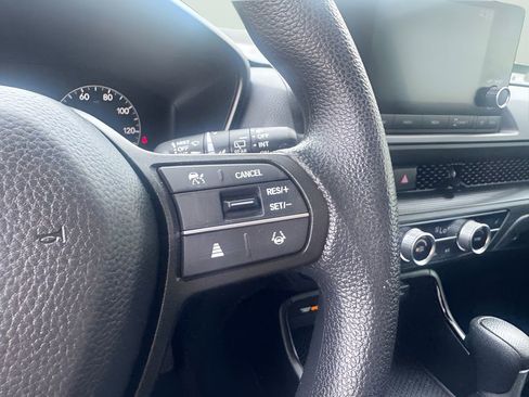 Used 2025 Honda CR-V EX image 23