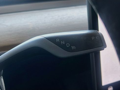Used 2023 Tesla Model 3 Standard Range RWD image 17