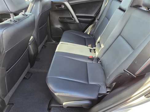Used 2016 Toyota RAV4 SE w/ Advanced Technology Package image 18