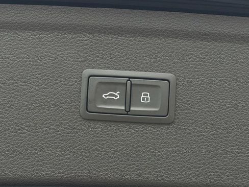 Used 2024 Audi Q5 2.0T Premium Plus AWD/4WD image 32