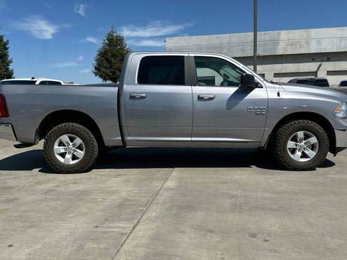 Used 2021 RAM 1500 Classic SLT AWD/4WD image 9