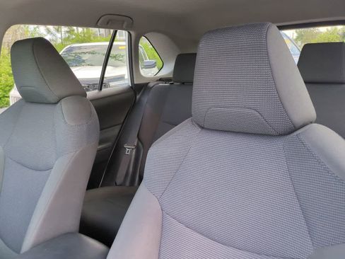 Certified 2022 Toyota RAV4 LE image 8