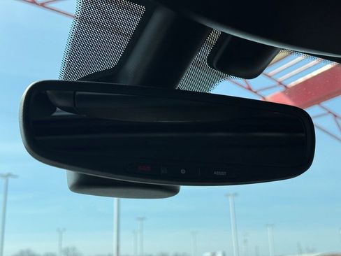 Used 2018 Jeep Grand Cherokee Limited image 25