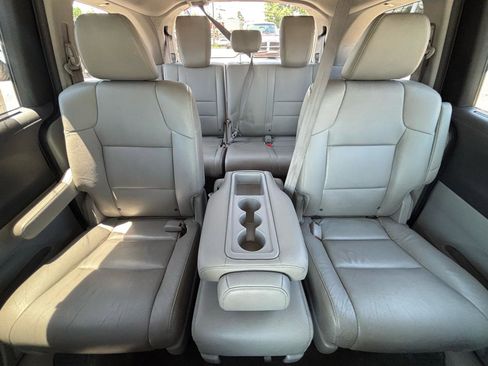 Used 2015 Honda Odyssey EX-L image 19