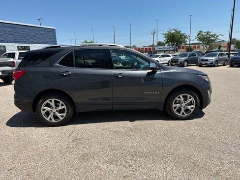 Used 2020 Chevrolet Equinox Premier w/ LPO, Cargo Package AWD/4WD image 6