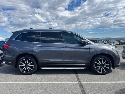 Used 2019 Honda Pilot Touring image 5