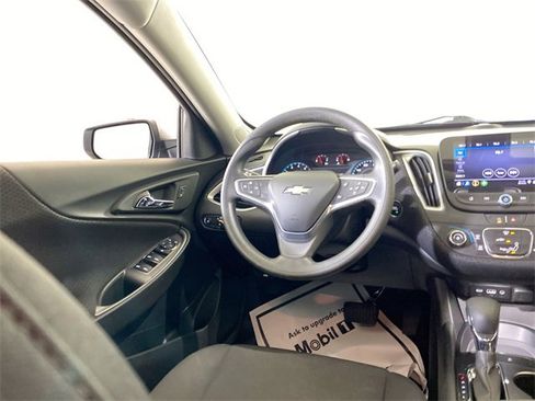 Used 2022 Chevrolet Malibu LS w/ LPO, Convenience Package 1 image 15