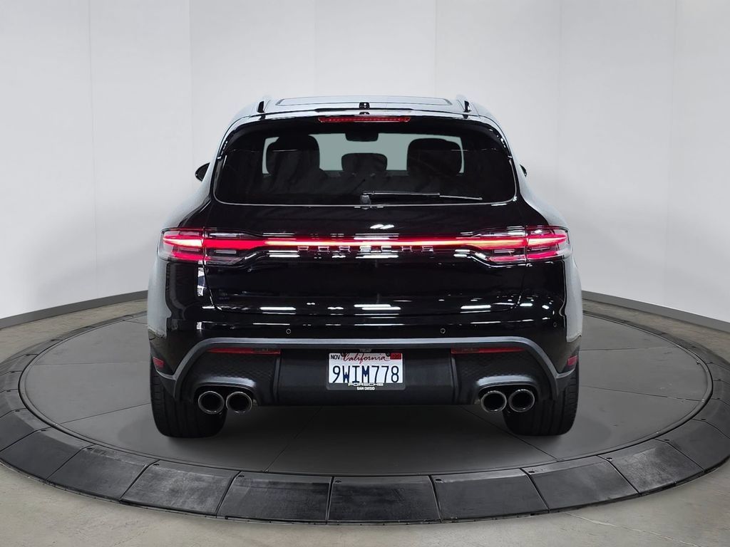 Certified 2026 Porsche Macan AWD/4WD image 6