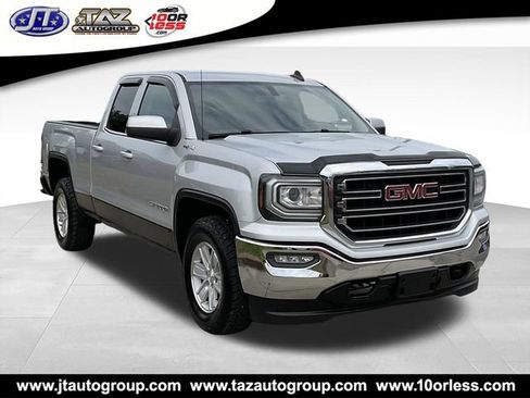Used 2017 GMC Sierra 1500 SLE w/ SLE Value Package AWD/4WD image 1