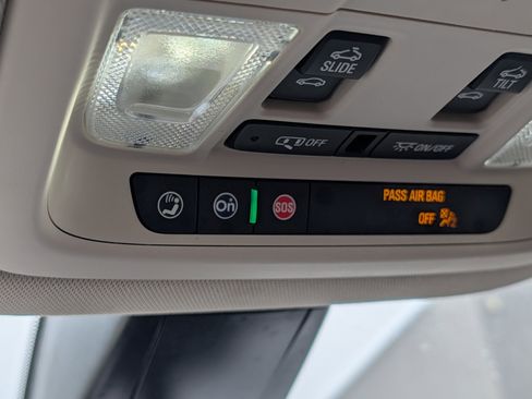 Used 2023 GMC Acadia Denali w/ Black Diamond Edition image 36