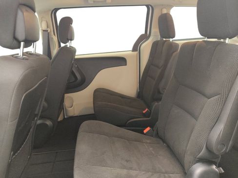 Used 2017 Dodge Grand Caravan SE w/ Power Window Group FWD image 18