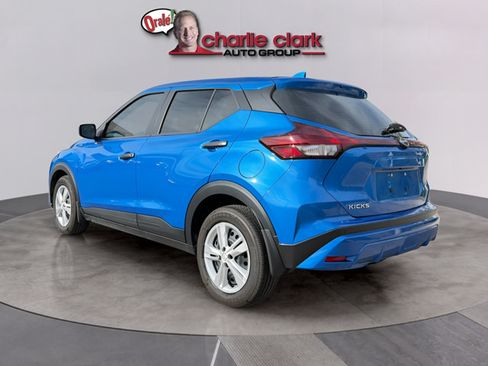 Certified 2025 Nissan Kicks Play S FWD image 8