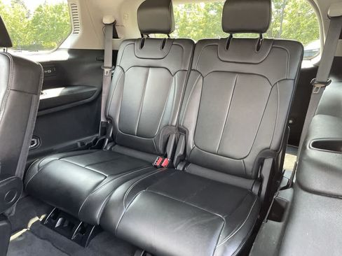 Used 2021 Jeep Grand Cherokee L Limited AWD/4WD image 19