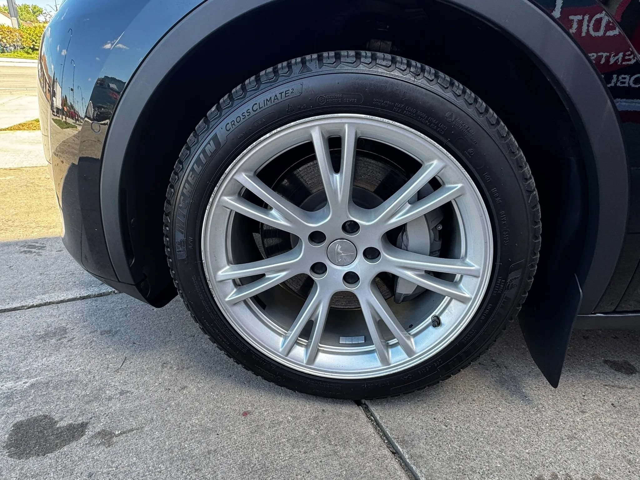 Used 2020 Tesla Model Y Long Range AWD/4WD image 27