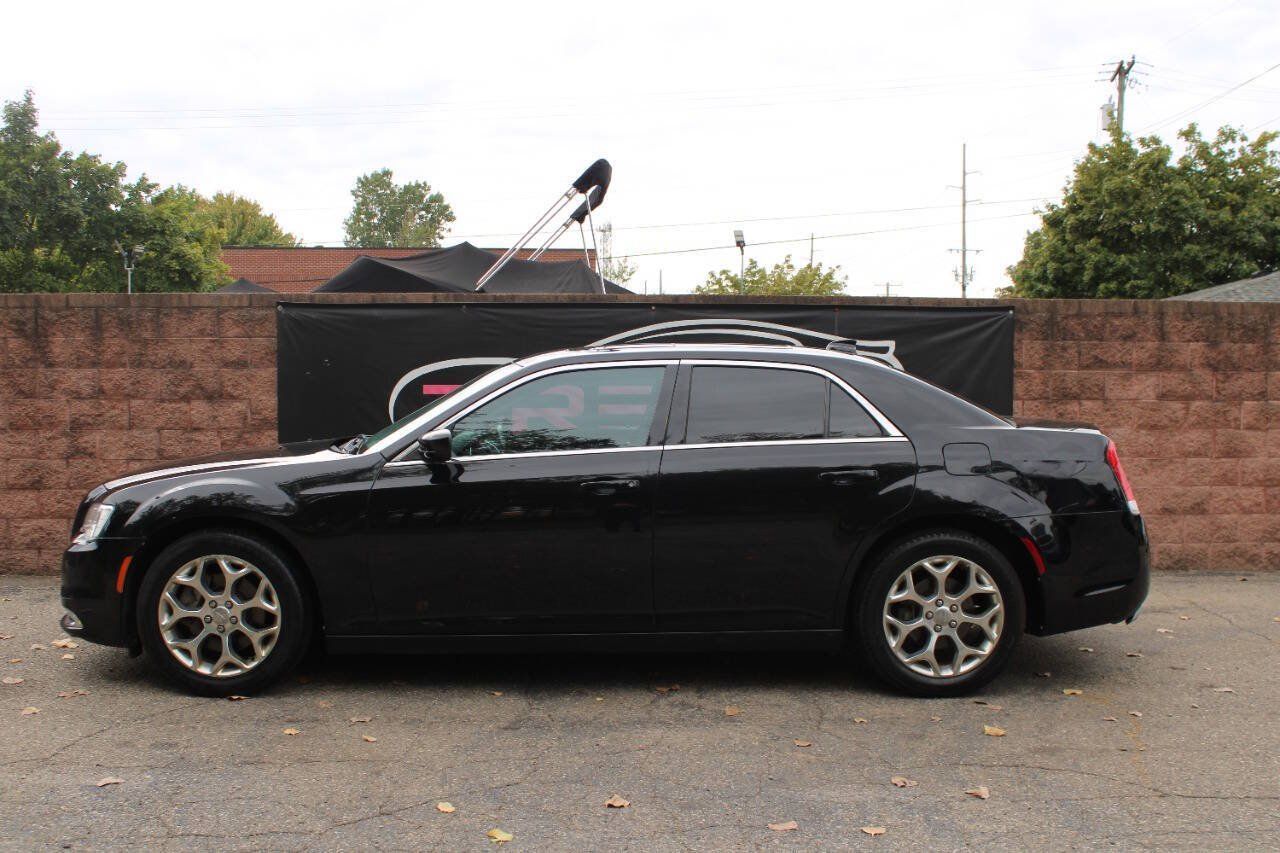 Used 2016 Chrysler 300 Limited AWD/4WD image 2
