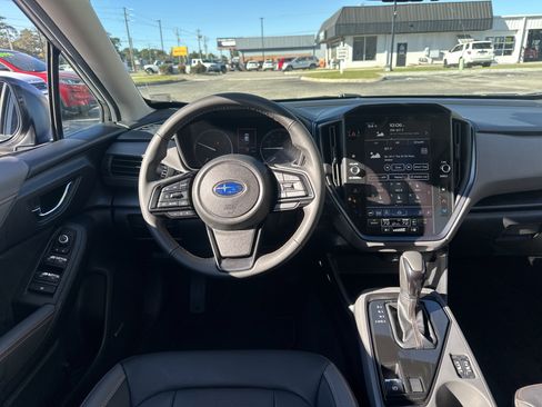 Used 2025 Subaru Crosstrek 2.5i Limited w/ Popular Package #4A image 15