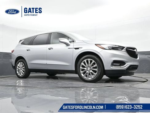 Used 2020 Buick Enclave Premium w/ Surround and Sites Package AWD/4WD image 41