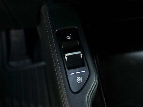 Used 2022 Kia Telluride EX w/ EX Premium Package image 34