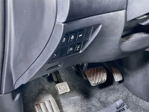 Used 2020 Nissan Pathfinder SL AWD/4WD image 10