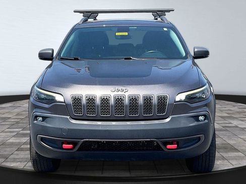 Used 2019 Jeep Cherokee Trailhawk AWD/4WD image 2