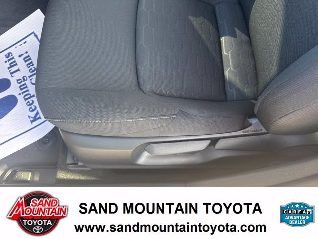 Used 2026 Toyota Corolla SE FWD image 15