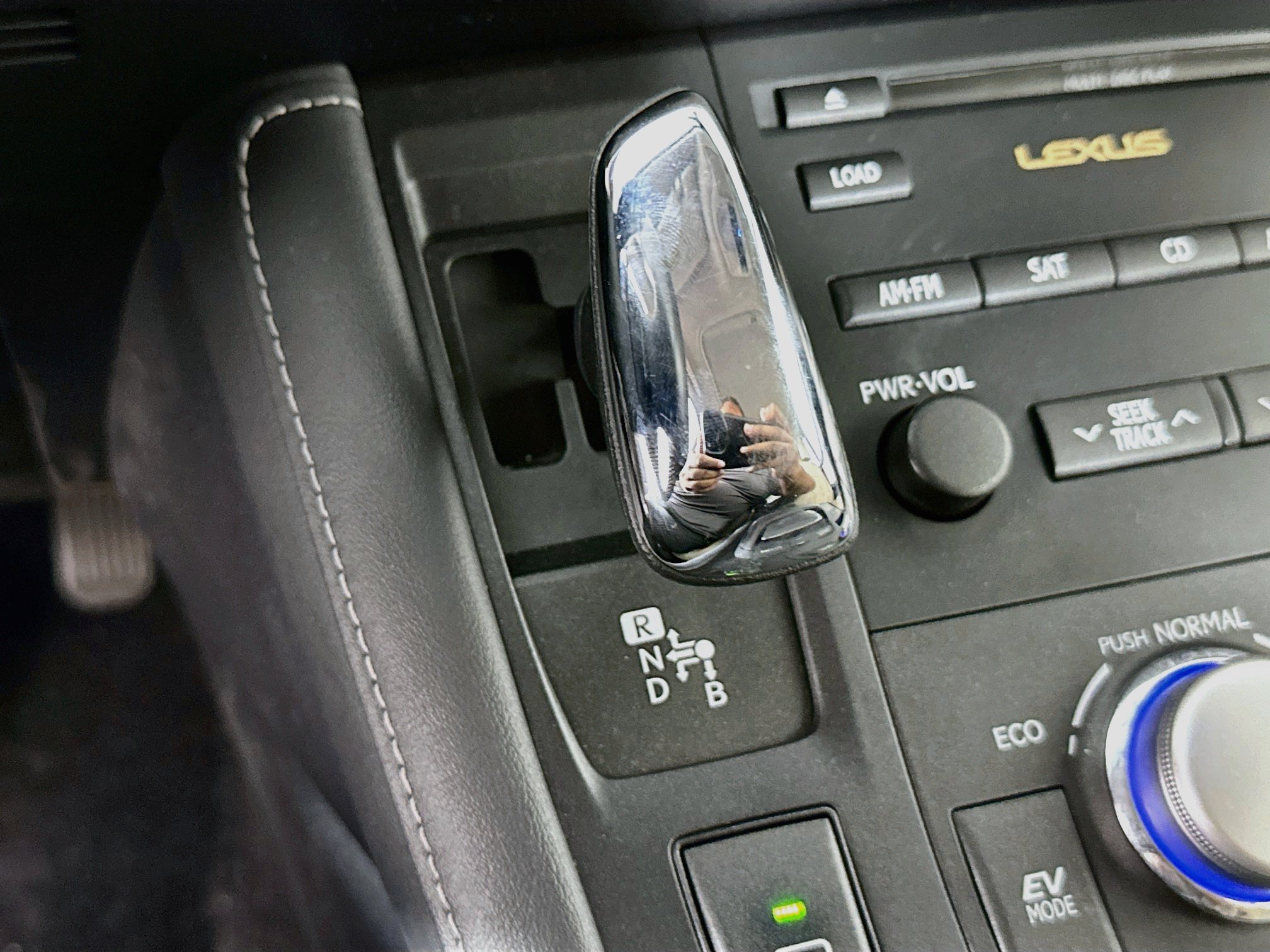 Used 2012 Lexus CT 200h Premium w/ Premium Audio Pkg FWD image 24