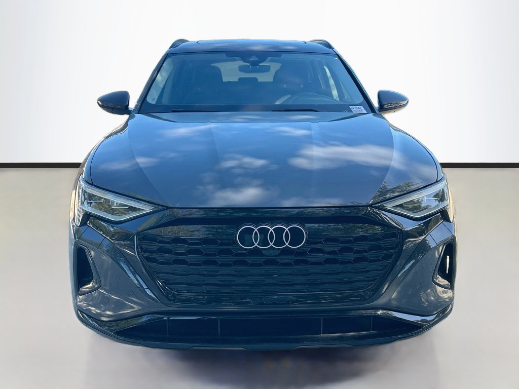 Used 2024 Audi Q8 e-tron Premium AWD/4WD image 2