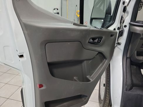 Used 2021 Ford Transit 250 Low Roof w/ Exterior Upgrade Package image 31