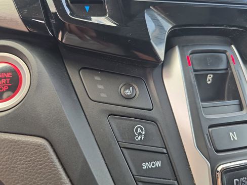 Used 2018 Honda Odyssey Touring image 19
