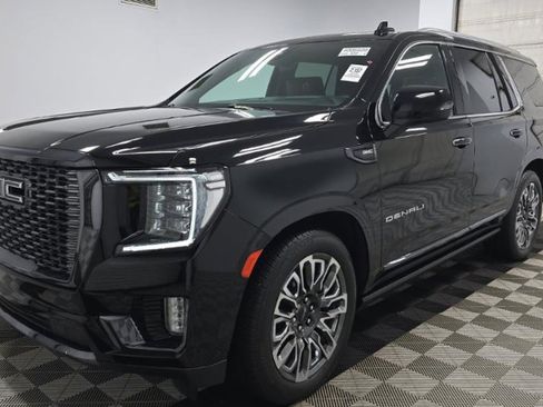 Used 2023 GMC Yukon Denali Ultimate image 2