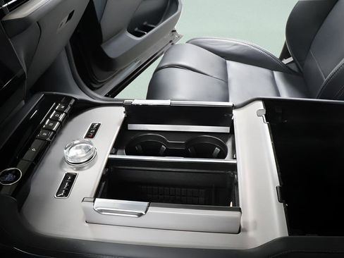 Used 2025 Lincoln Navigator Reserve w/ Jet Appearance Package AWD/4WD image 22