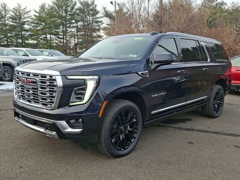 New 2026 GMC Yukon XL Denali w/ Sun & Power Step Package image 2